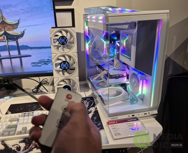 [컴퓨텍스 2026] 화려한 튜닝과 강력한 냉각 성능의 조화 '1stplayer'